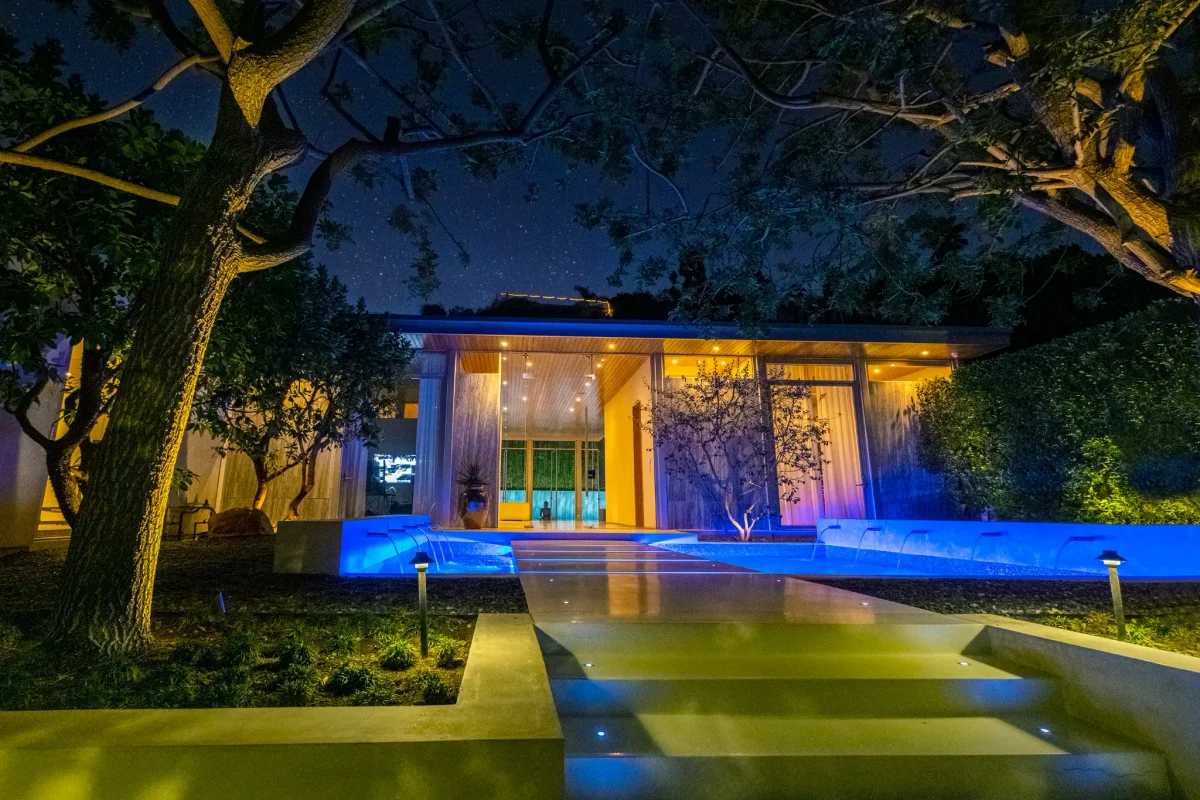 Exterior remodel in Doheny Estates