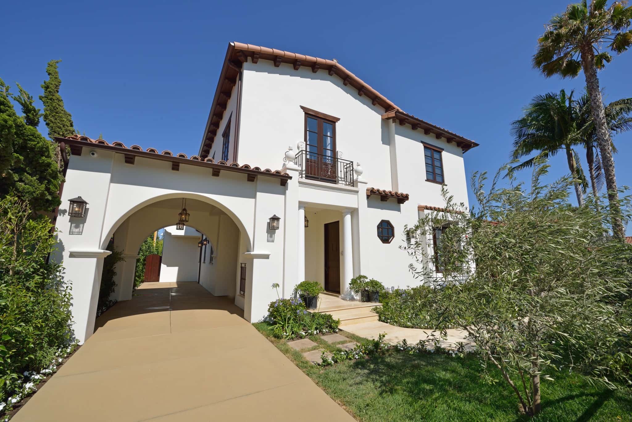 How Can I Increase the Value of My Home Through Renovation in Los Angeles? — Golden Age Builders