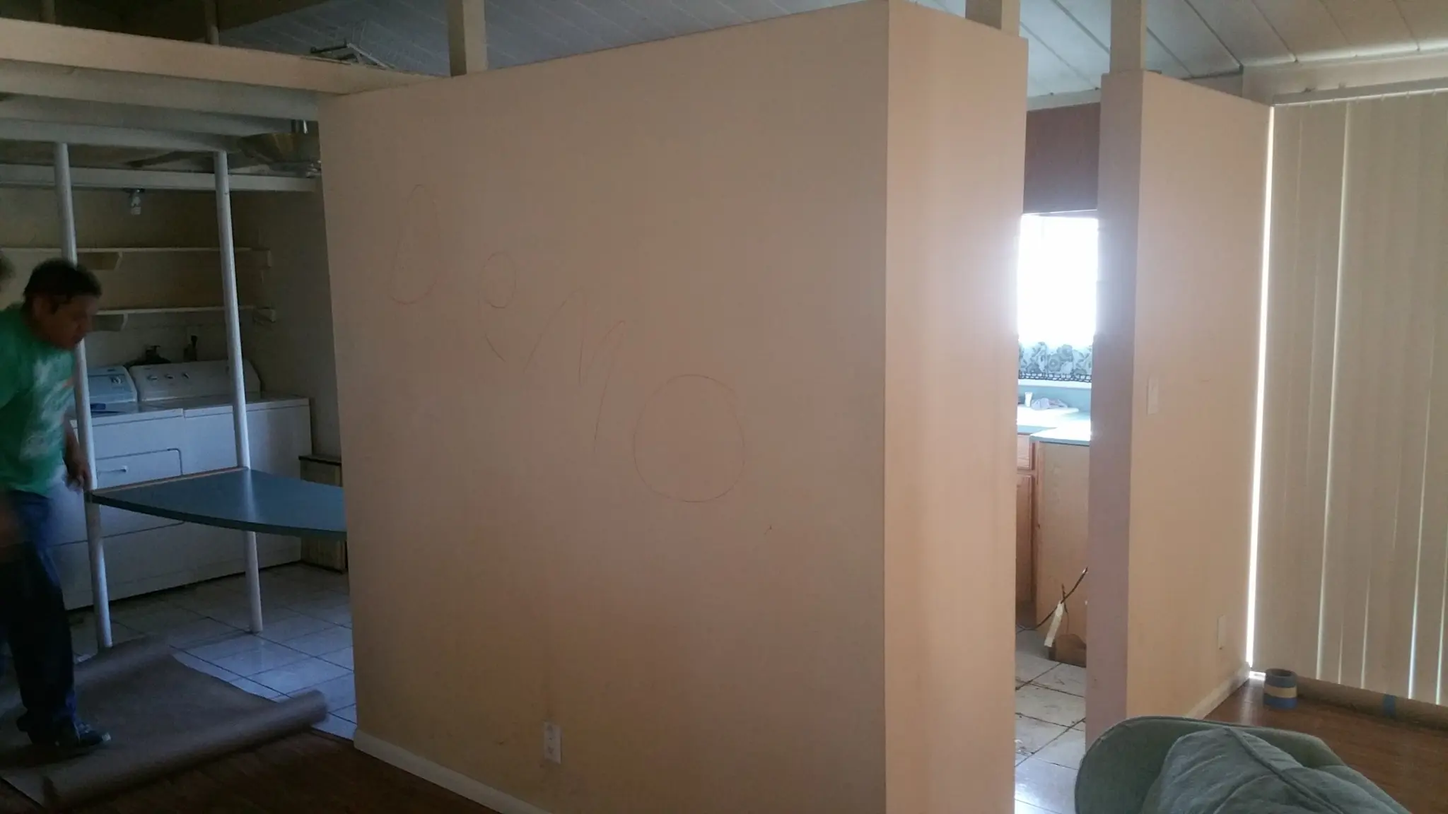 Santa Monica – Kitchen — Before