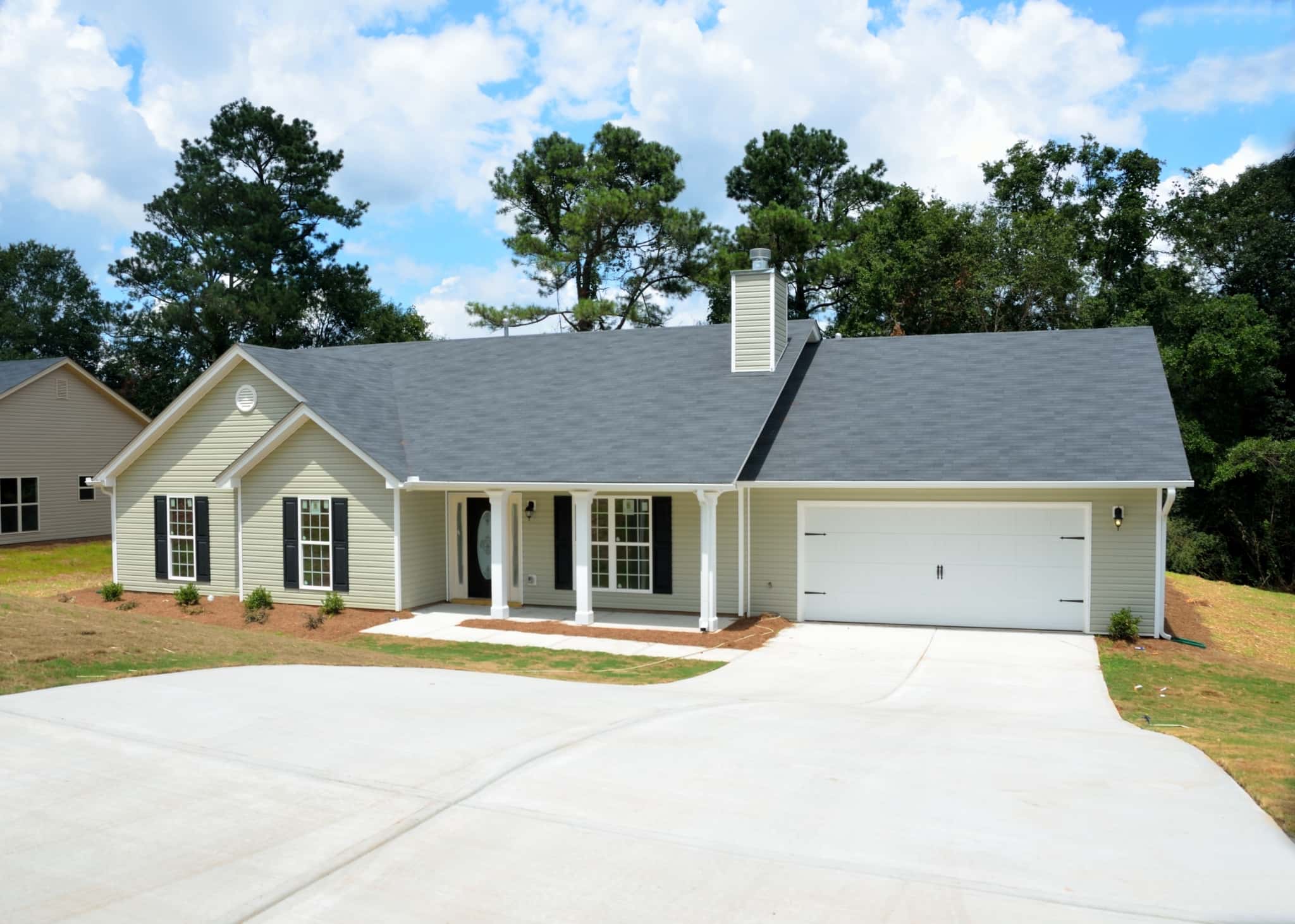 How Much Does a New Roof Cost in Los Angeles? — Golden Age Builders