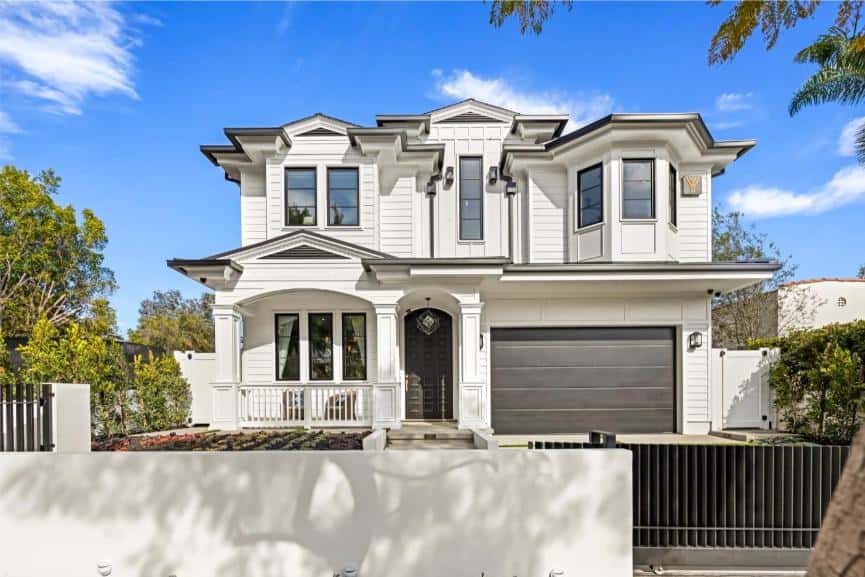 How Can I Ensure That My House Builders in Los Angeles Stay Within My Budget? — Golden Age Builders