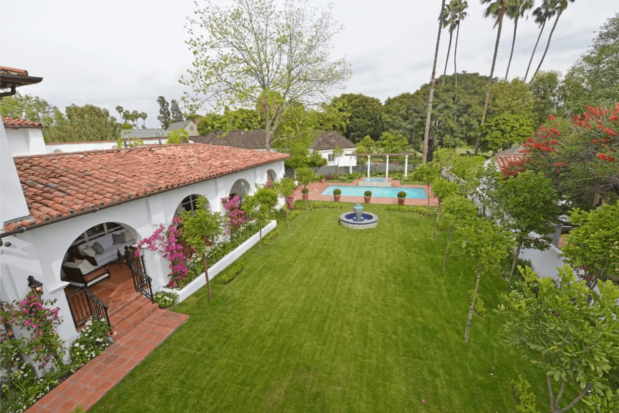Can House Builders in Los Angeles Help With Obtaining Financing for My Project? — Golden Age Builders