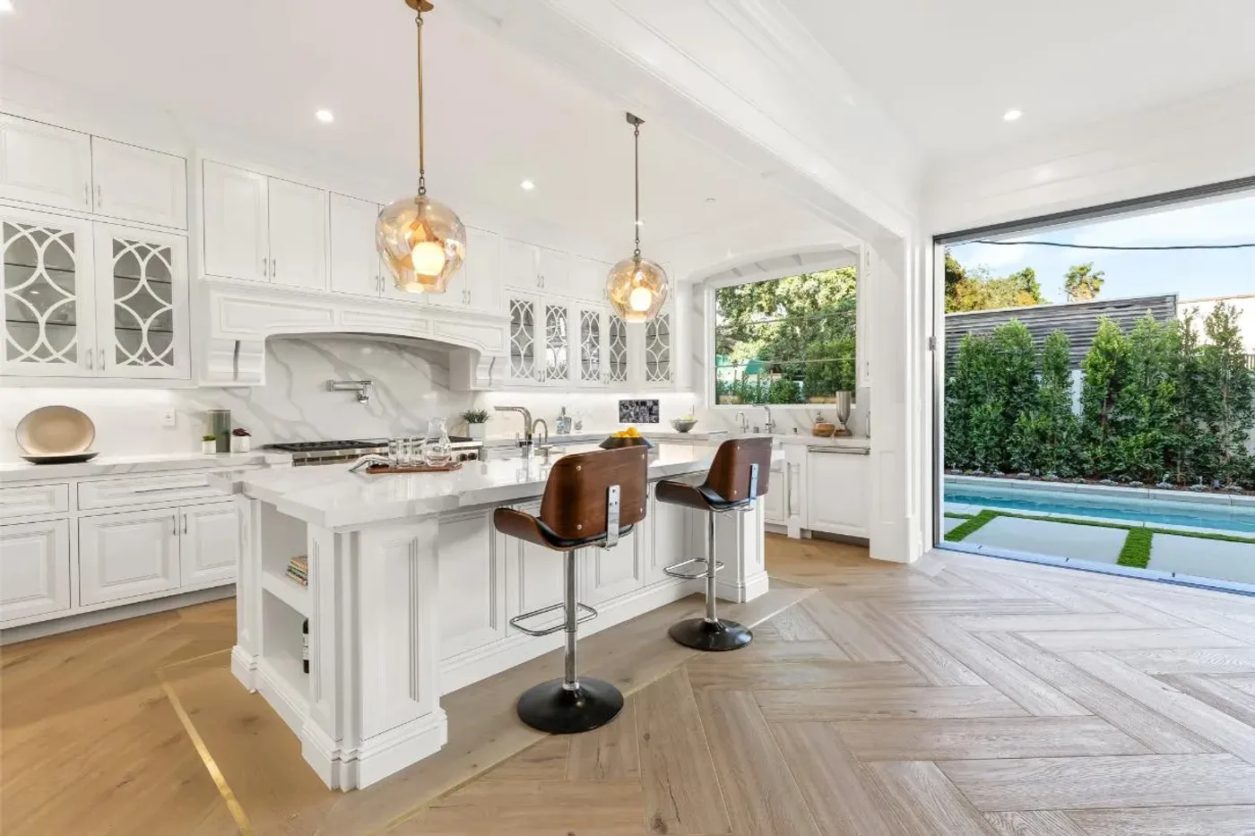 How Can I Find a Reliable Contractor for Kitchen Remodeling in Los Angeles?