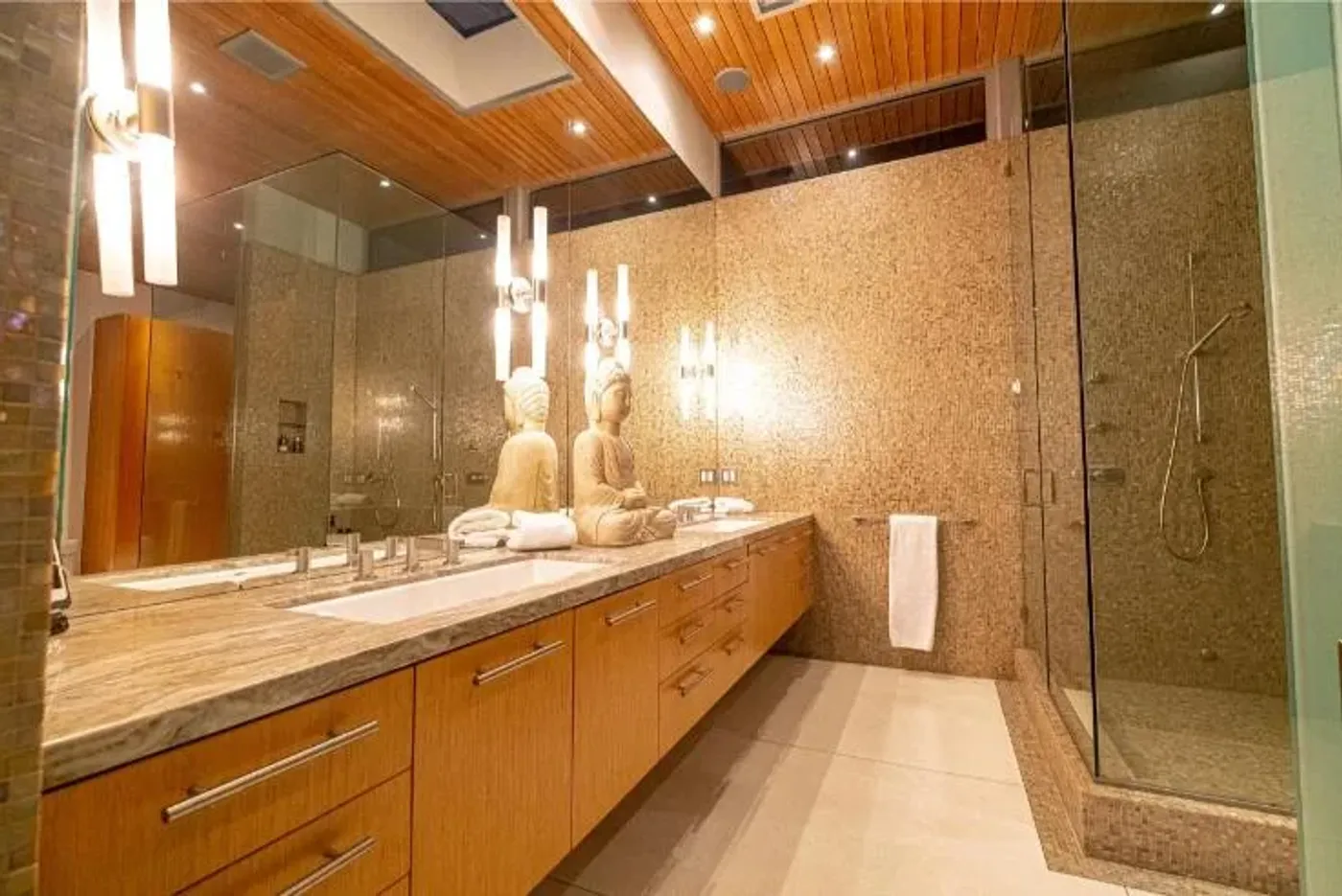 What Does Remodeling a Bathroom Consist Of?