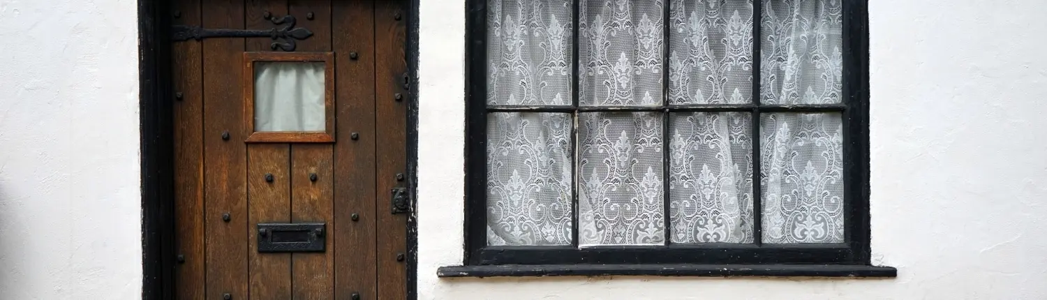 Los Angeles house builders — windows and doors